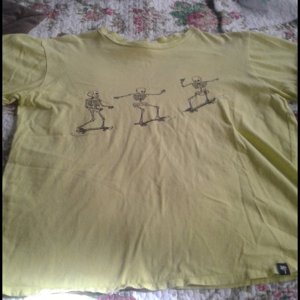 Skeleton skaters shirt